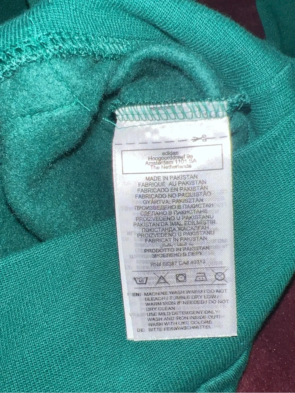 adidas Men’s Hooded Pullover long sleeve Sweatshirt in Deep Green medium NEW
